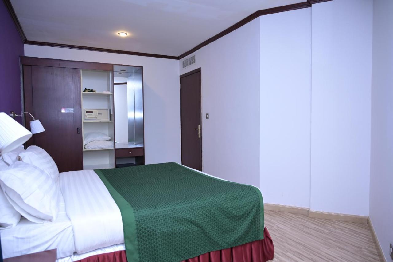 Manhattan Avenue Hotel Дубай Экстерьер фото